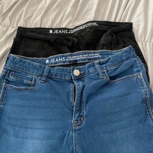 2 Pairs of R Line Soft High rise Cropped Jeans